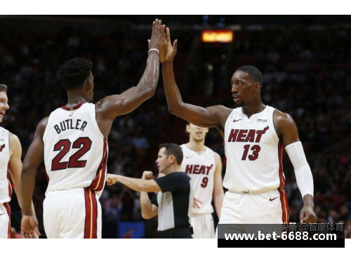 NBA赛事全面解读：虎扑专家深度分析球队战术与球员表现